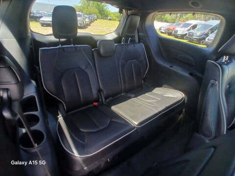 2019 Chrysler Pacifica Hybrid