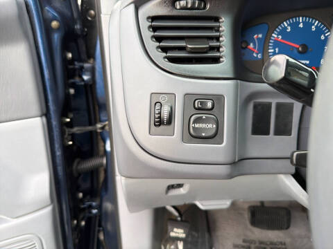 2001 Toyota Sienna LE