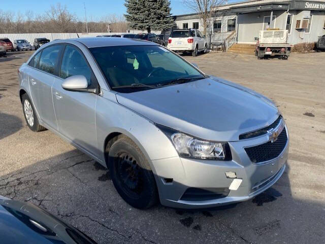 2011 Chevrolet Cruze for sale at WELLER BUDGET LOT in Grand Rapids MI