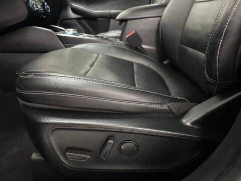 2022 Ford Escape Hybrid SEL