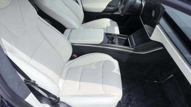 2022 Tesla Model X Plaid