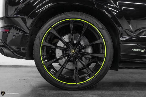 2024 Lamborghini Urus S