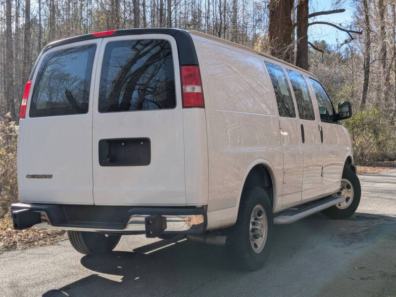 2024 Chevrolet Express 2500