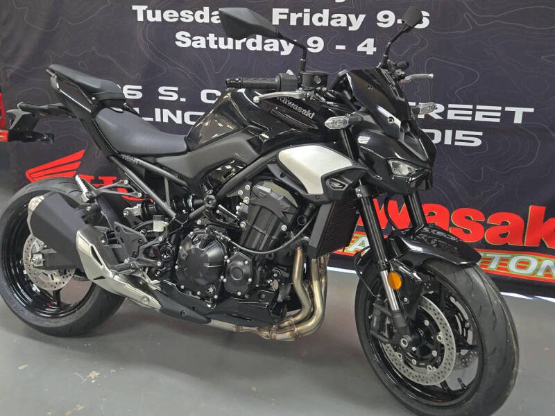 2025 Kawasaki Z900 ABS