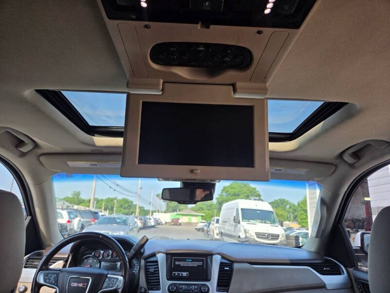 2020 GMC Yukon SLT