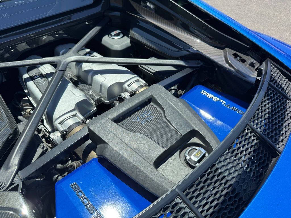 2017 Audi R8 33
