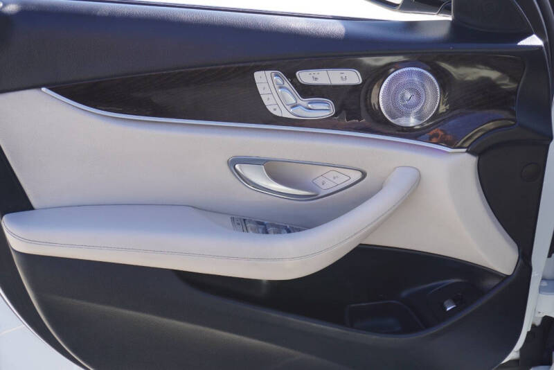 2019 Mercedes-Benz E-Class E 300