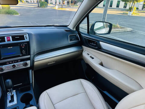 2017 Subaru Outback 2.5i