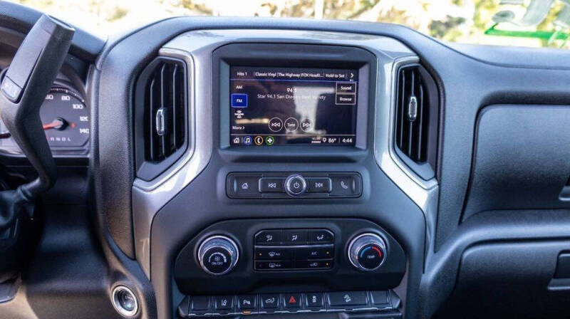 2024 Chevrolet Silverado 2500HD Custom