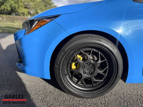 2020 Toyota Corolla Hatchback SE