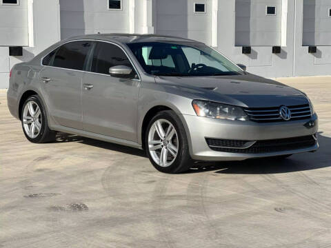 2014 Volkswagen Passat for sale at AutoPlaza in Hollywood FL