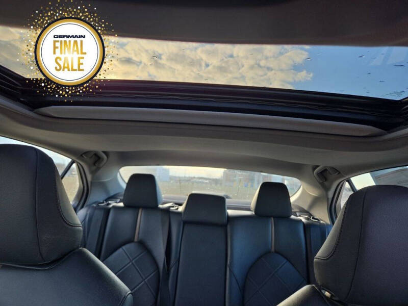 2018 Toyota Camry Hybrid XLE