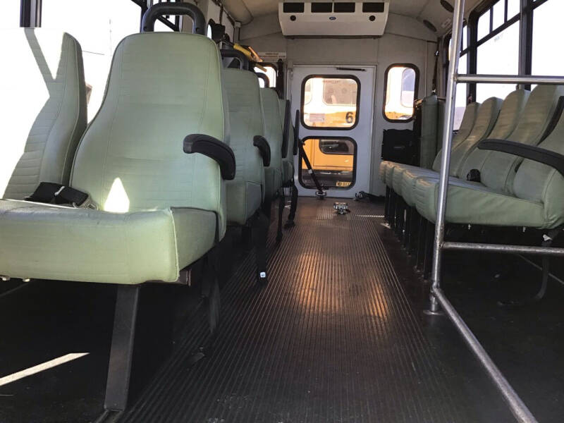 2013 Ford E-Series E-450 SD