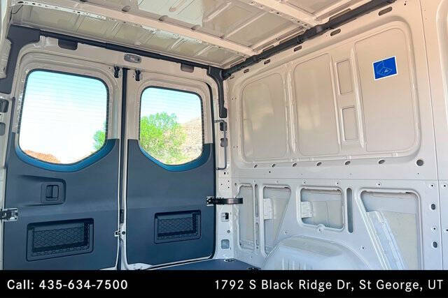 2025 Mercedes-Benz Sprinter