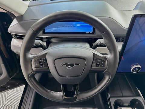2022 Ford Mustang Mach-E Select
