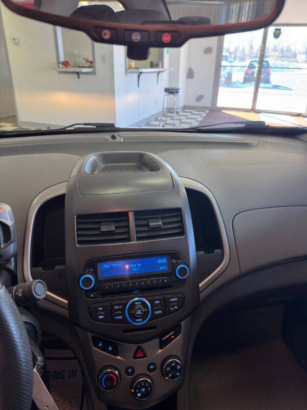 2015 Chevrolet Sonic LT Auto