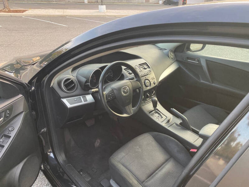 2012 Mazda MAZDA3 i Sport