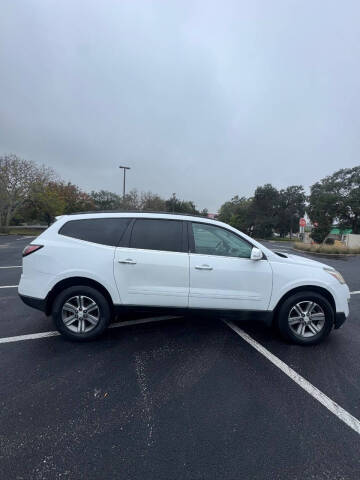 2017 Chevrolet Traverse LT