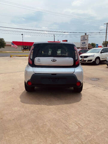2015 Kia Soul +