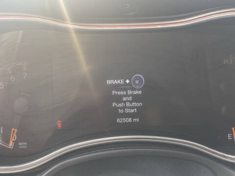 2020 Jeep Grand Cherokee Laredo