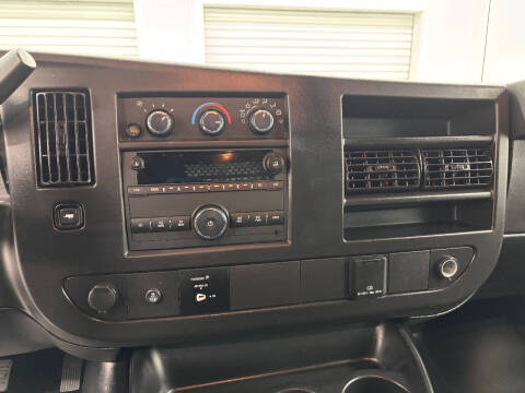 2023 Chevrolet Express 2500