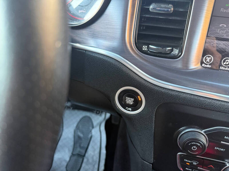 2017 Dodge Charger R/T