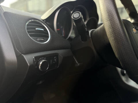 2016 Chevrolet Cruze Limited 1LT Auto