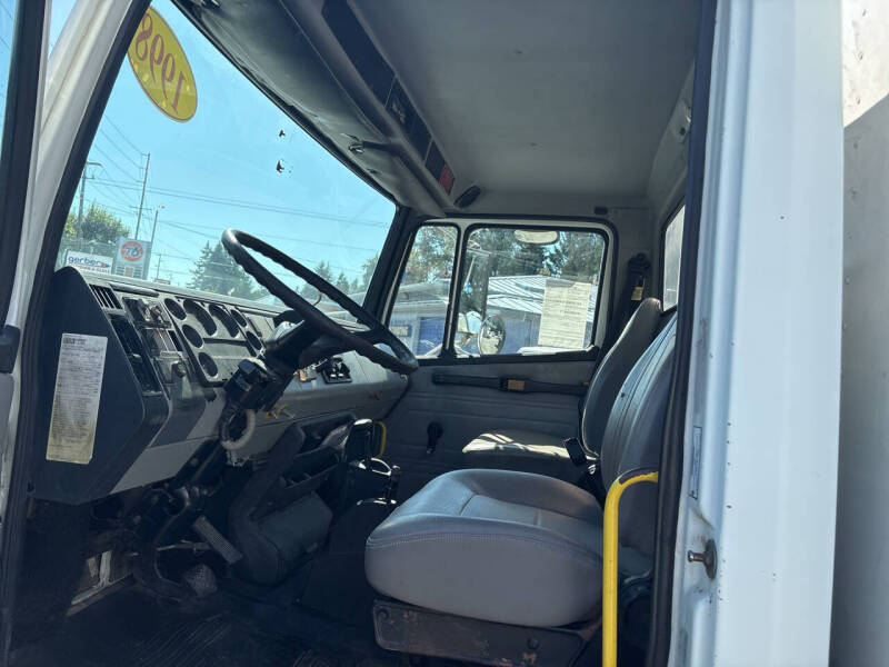 1998 Freightliner FL50