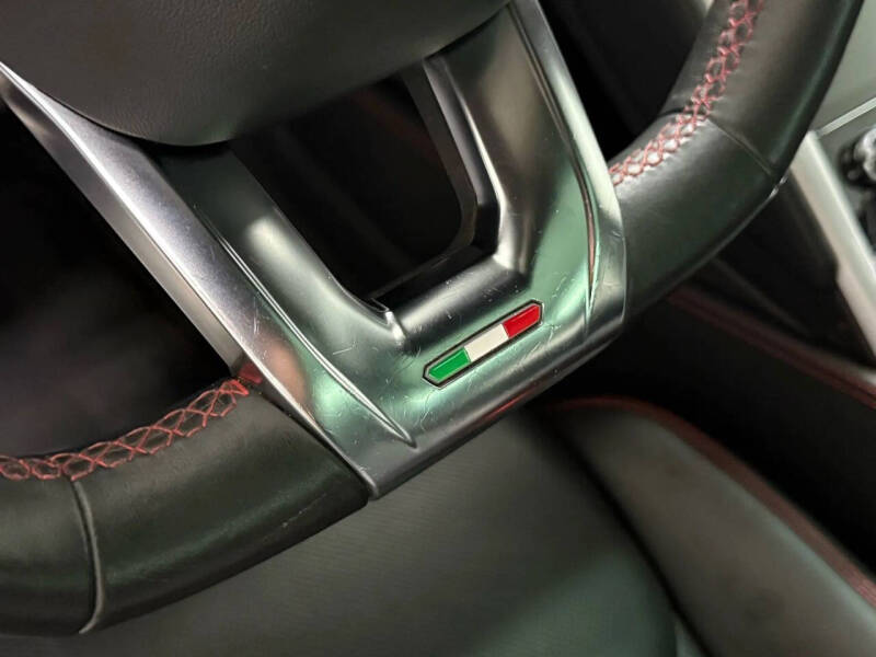 2021 Lamborghini Urus