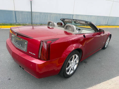 2004 Cadillac XLR