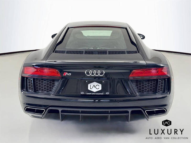 2017 Audi R8 5.2 quattro V10