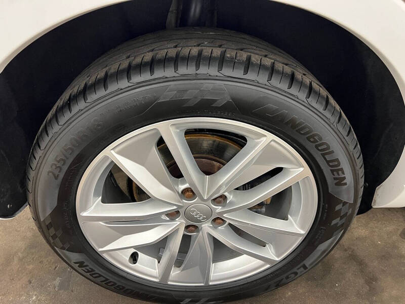 2017 Audi Q3 2.0T Premium