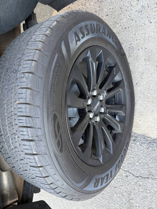 2021 GMC Canyon Elevation Standard