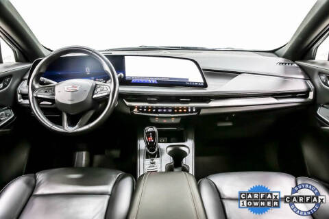 2024 Cadillac XT4 Premium Luxury