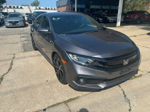 2021 Honda Civic for sale at Divine Auto Sales LLC in Omaha NE