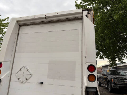 2012 Isuzu NPR