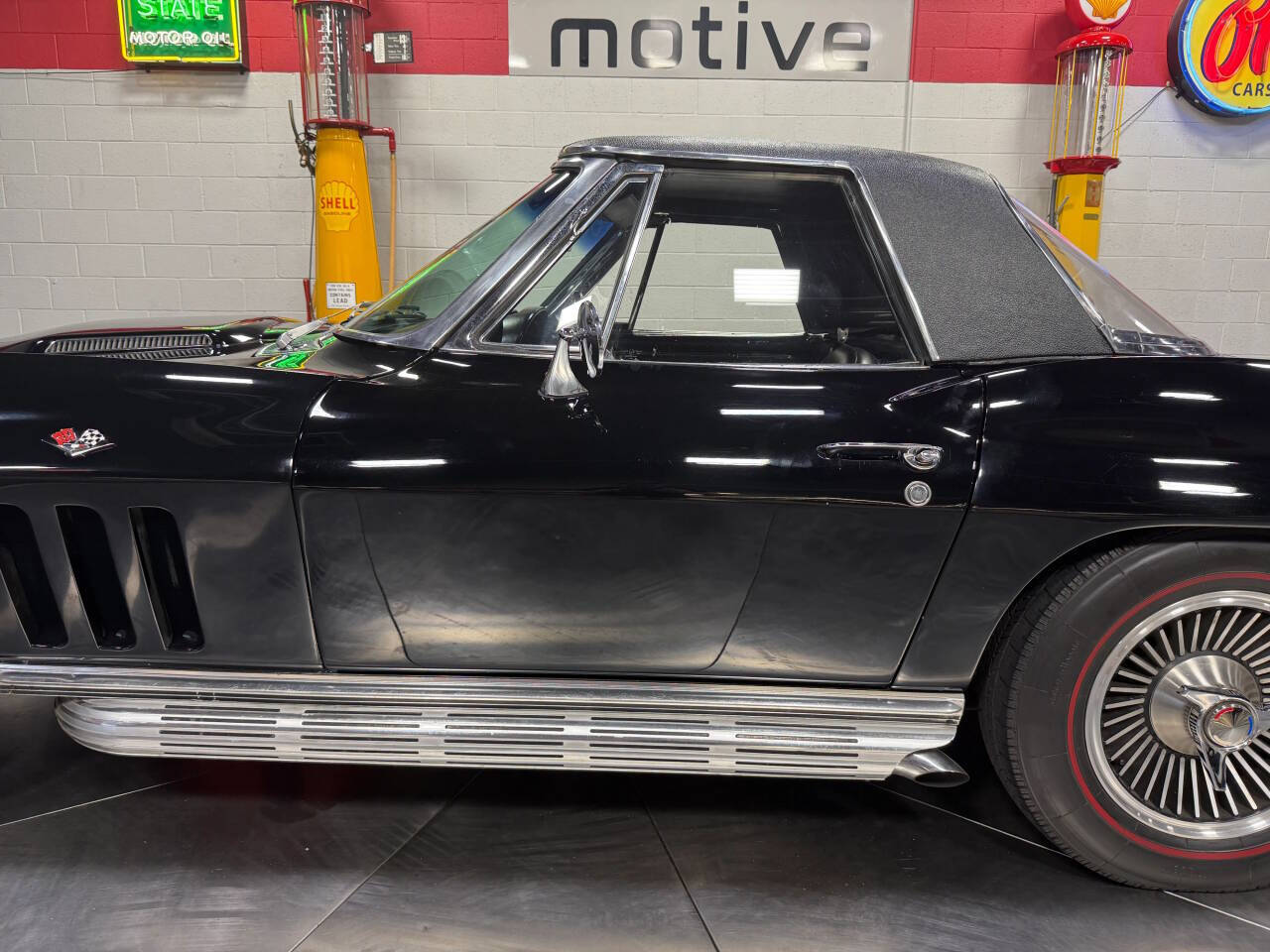 1966 Chevrolet Corvette 46