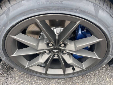 2025 Ford Mustang Dark Horse