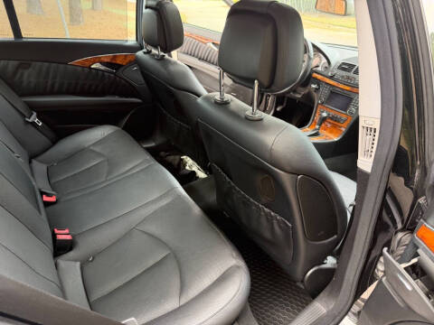 2009 Mercedes-Benz E-Class E 550 4MATIC