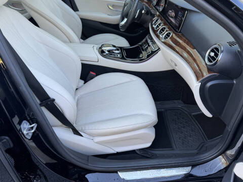 2017 Mercedes-Benz E-Class E 300 4MATIC