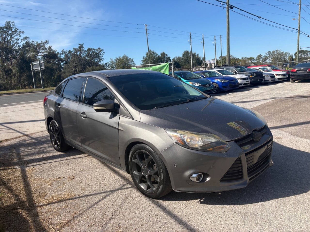 2013 Ford Focus for sale at Hobgood Auto Sales in Land O Lakes, FL