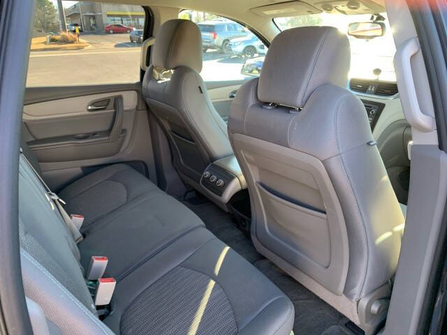 2017 Chevrolet Traverse LT