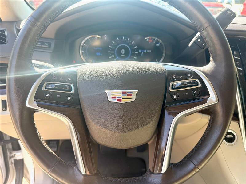 2016 Cadillac Escalade Luxury Collection