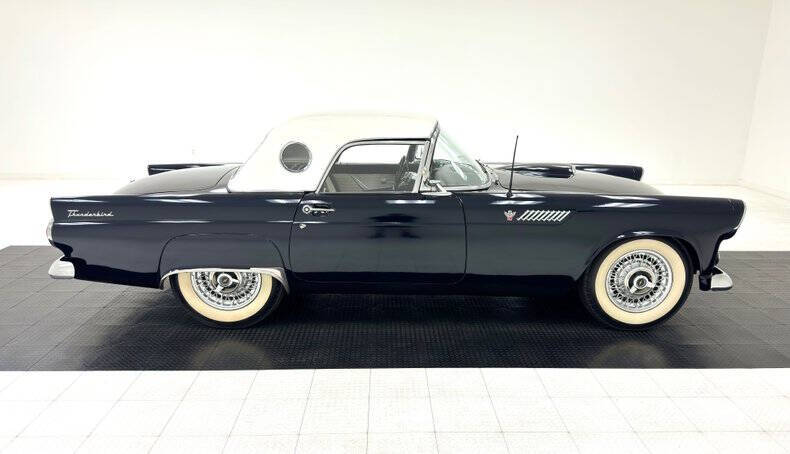 1955 Ford Thunderbird
