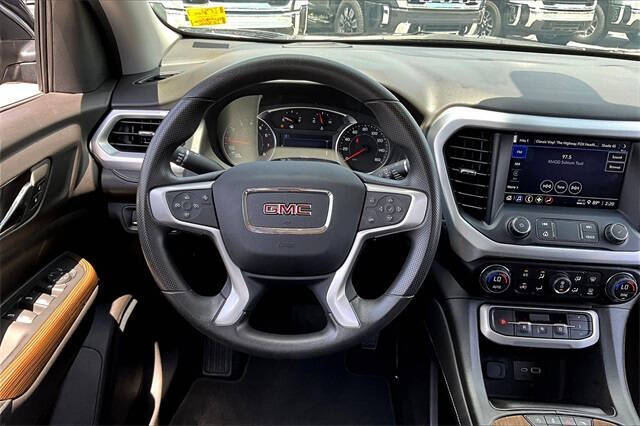 2023 GMC Acadia SLE