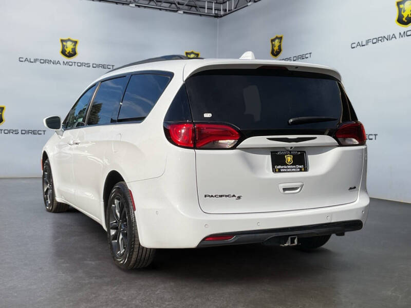 2020 Chrysler Pacifica Launch Edition
