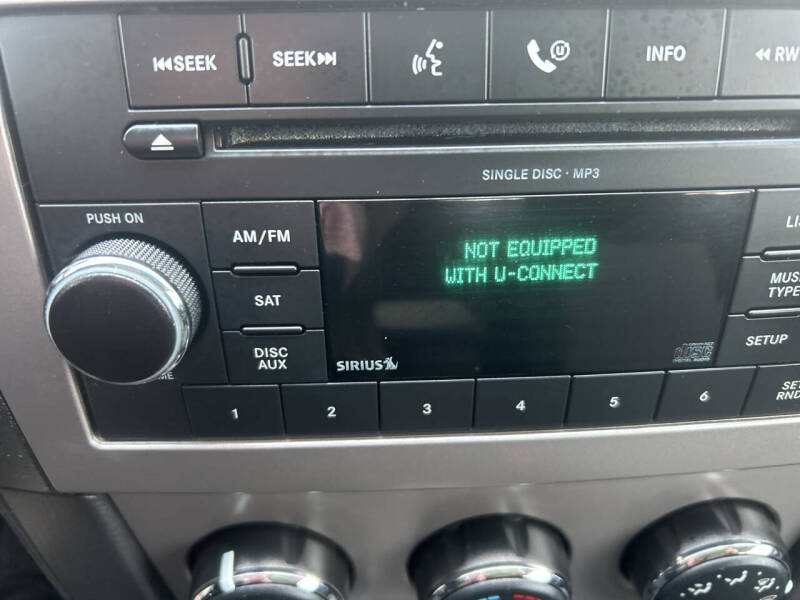 2009 Dodge Avenger SE