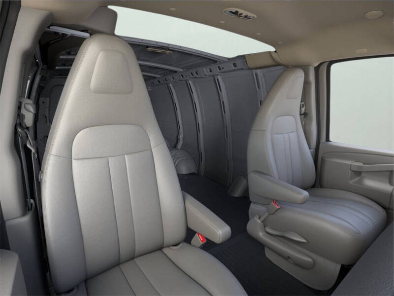 2025 Chevrolet Express 2500