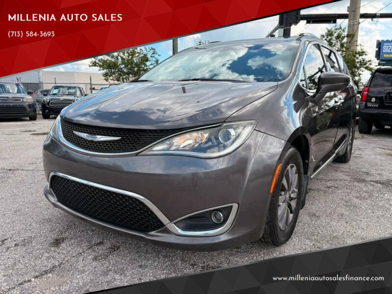 2020 Chrysler Pacifica Touring L Plus