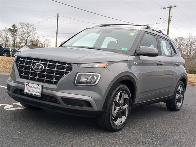 2022 Hyundai Venue SEL